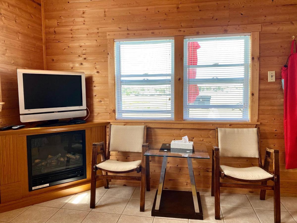 The Waterfront Motel Grand Barachois 외부 사진