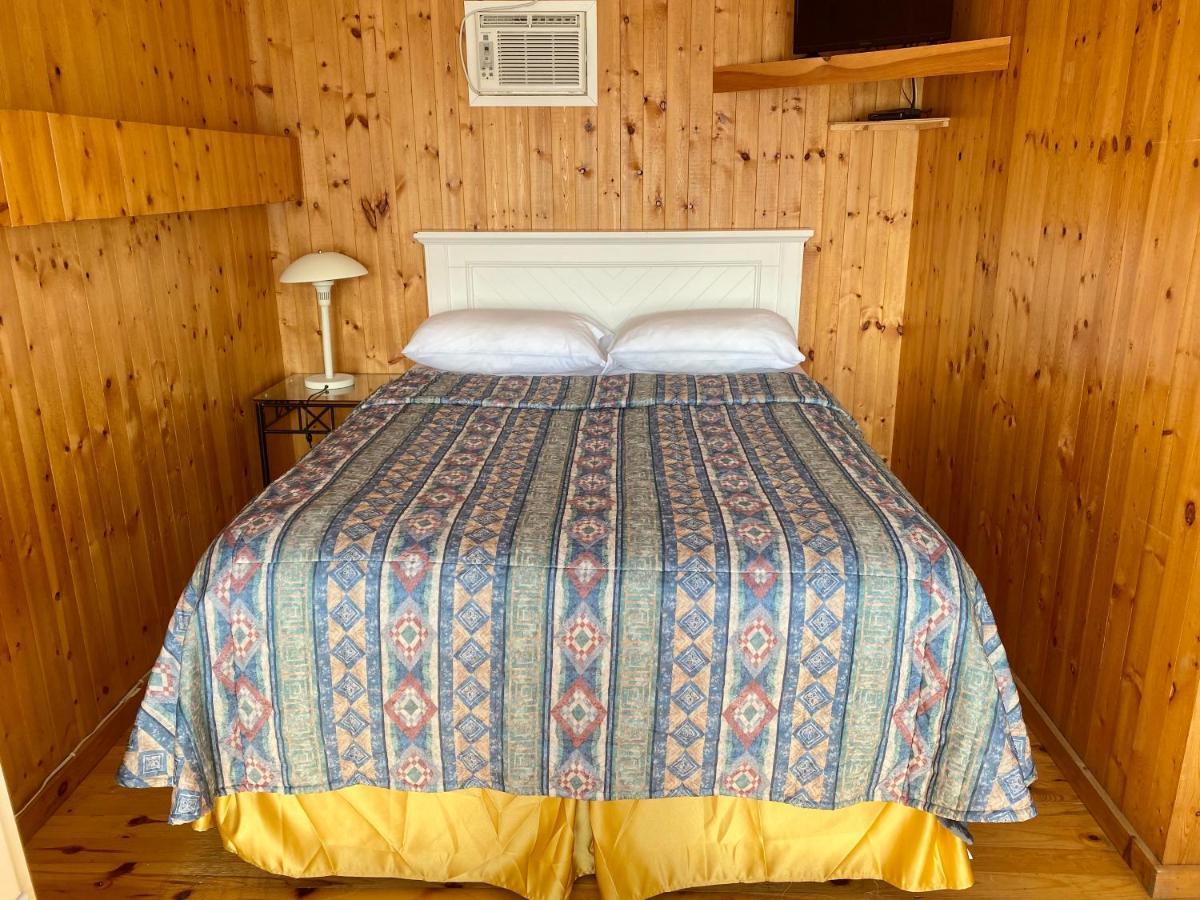 The Waterfront Motel Grand Barachois 외부 사진