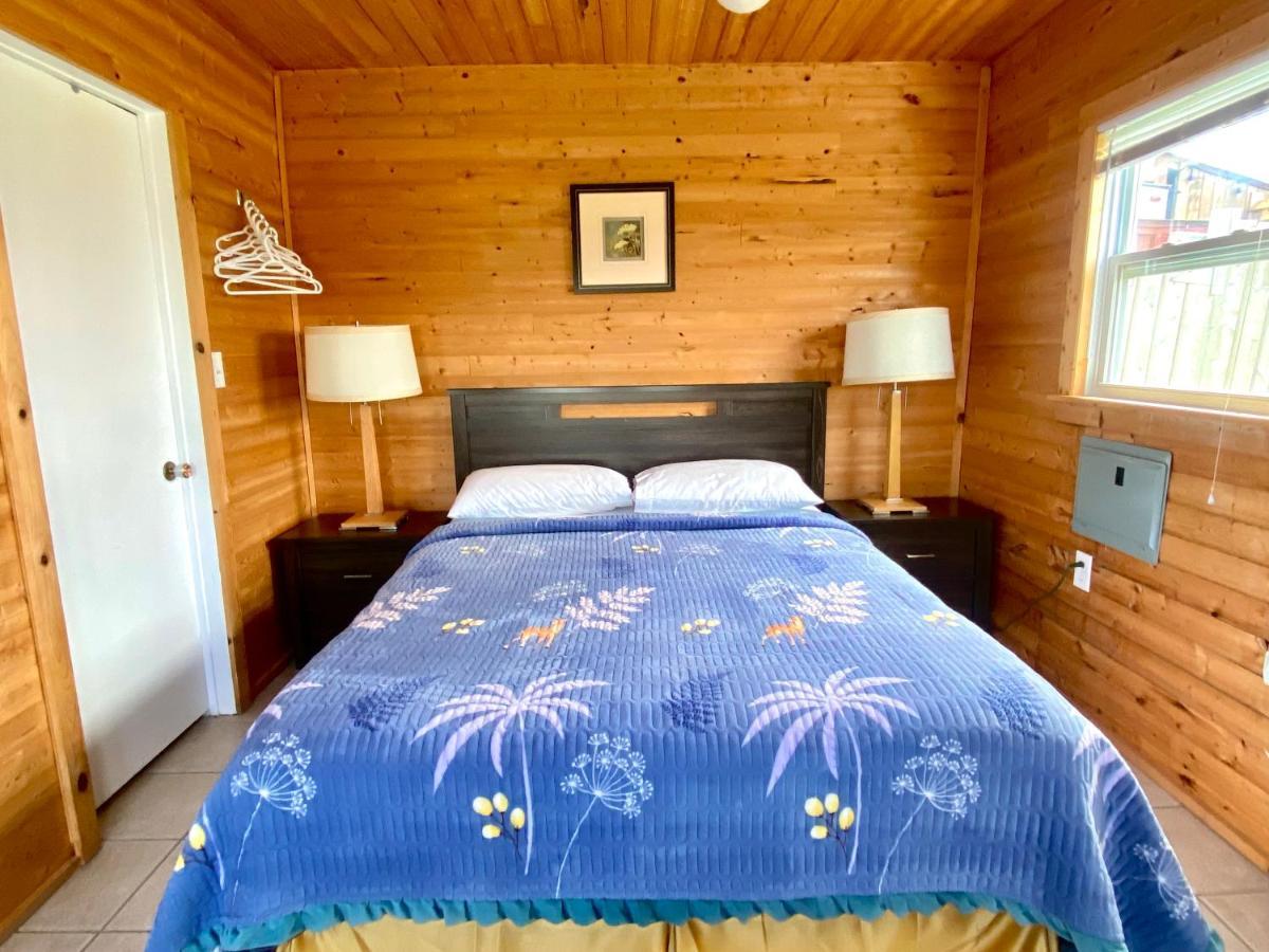 The Waterfront Motel Grand Barachois 외부 사진