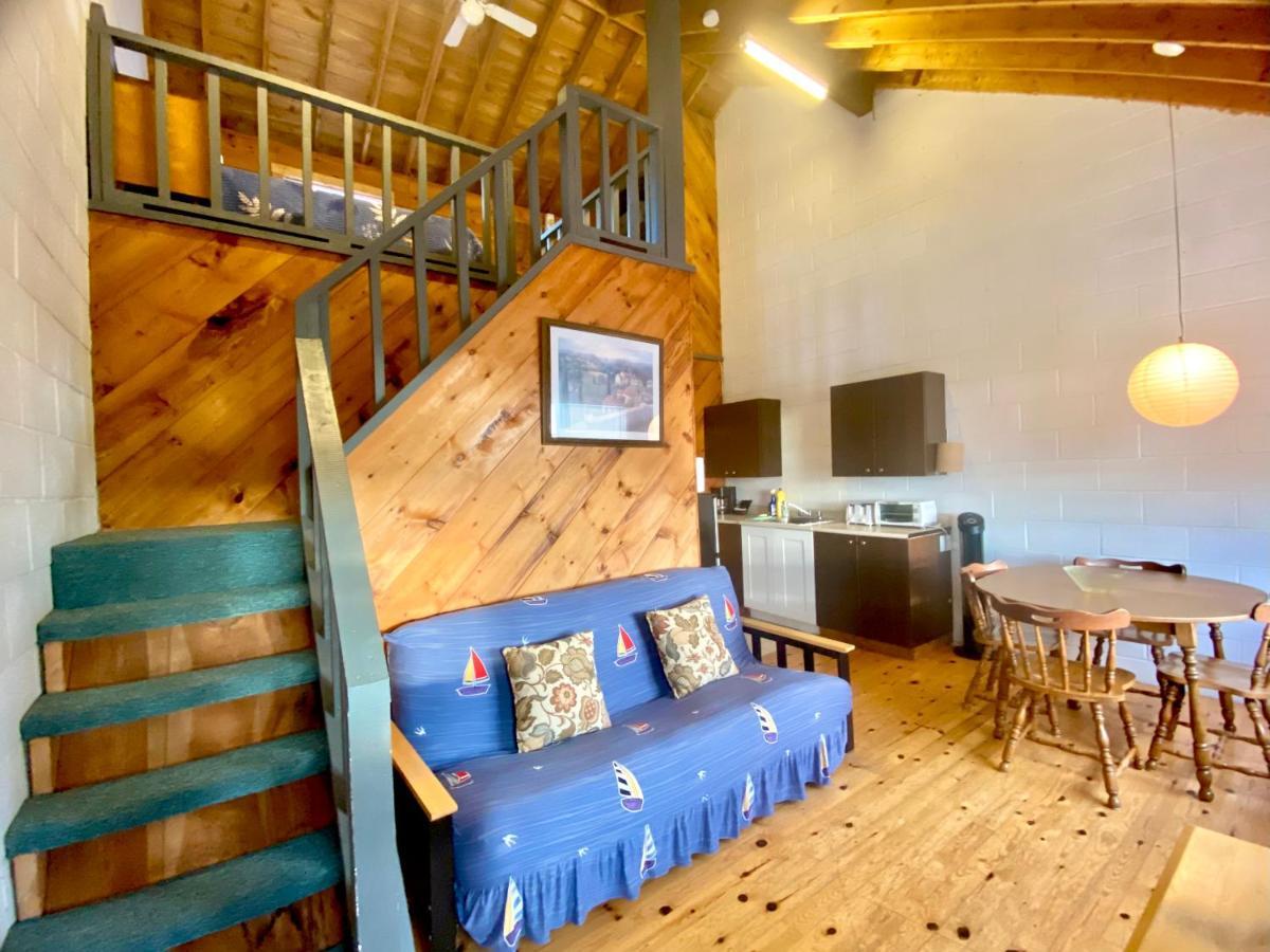 The Waterfront Motel Grand Barachois 외부 사진