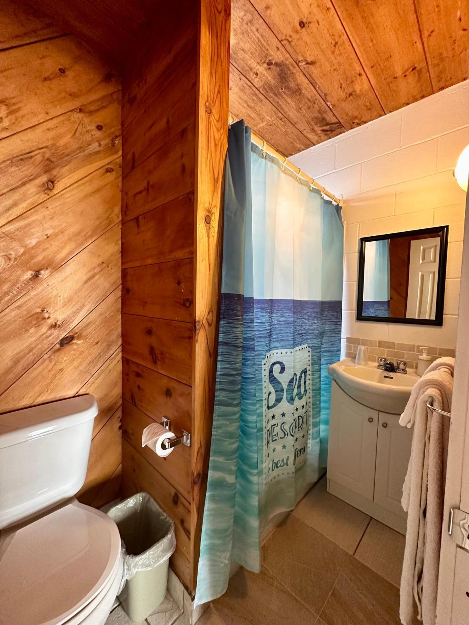 The Waterfront Motel Grand Barachois 외부 사진