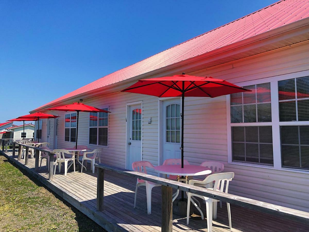 The Waterfront Motel Grand Barachois 외부 사진
